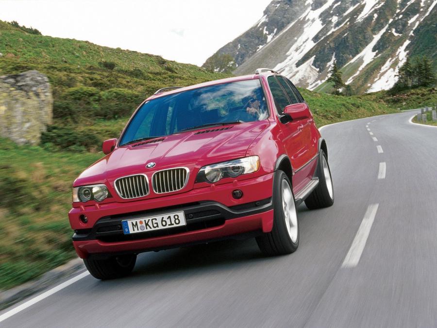  BMW X5 4.6is 2002 года  (фото 6 из 16)